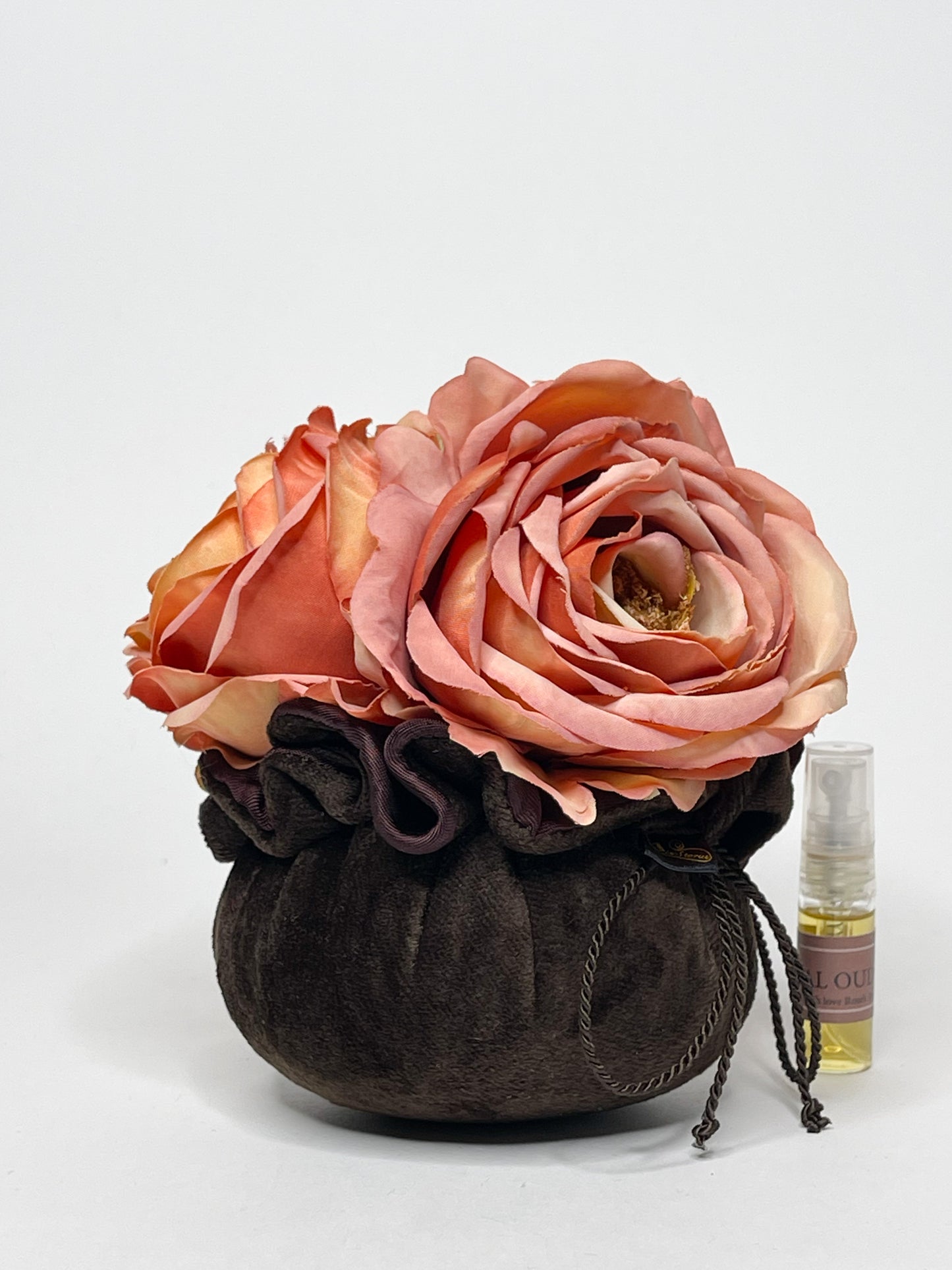 Small Bouquet "Three Golden Roses"