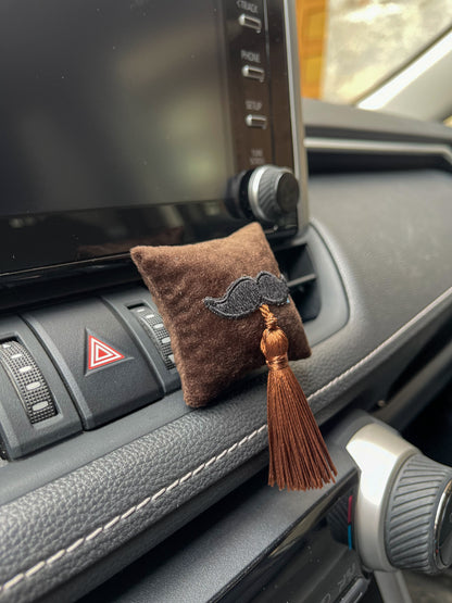 Car Air Freshner „Mustache in Brown“ mit Luftclip